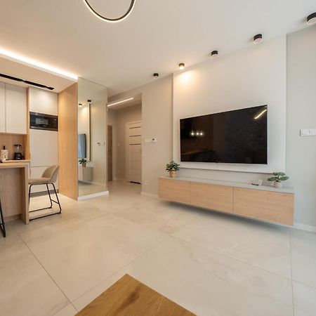 Apartament Z Wielkim Tarasem Morska 2 Rewal 50M Do Morza Exterior photo